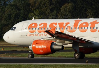 G-EZAP - easyJet Airbus A319