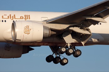 A6-EBR - Emirates Airlines Boeing 777-300ER