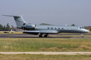 N550PM - Private Gulfstream Aerospace G-V, G-V-SP, G500, G550