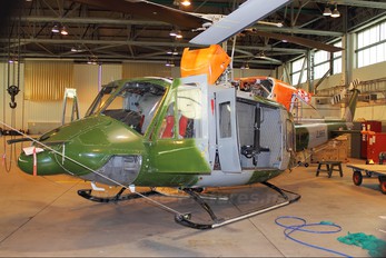 ZJ966 - British Army Bell 212