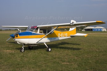 D-ELYS - Private Cessna 172 Skyhawk (all models except RG)
