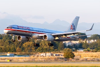 N645AA - American Airlines Boeing 757-200