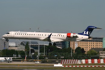 OY-KFL - SAS - Scandinavian Airlines Canadair CL-600 CRJ-900