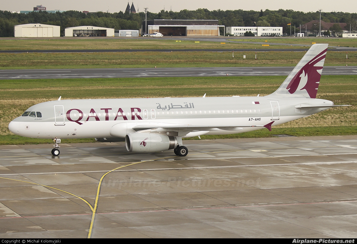 Qatar Airways A7-AHG aircraft at Berlin - Tegel