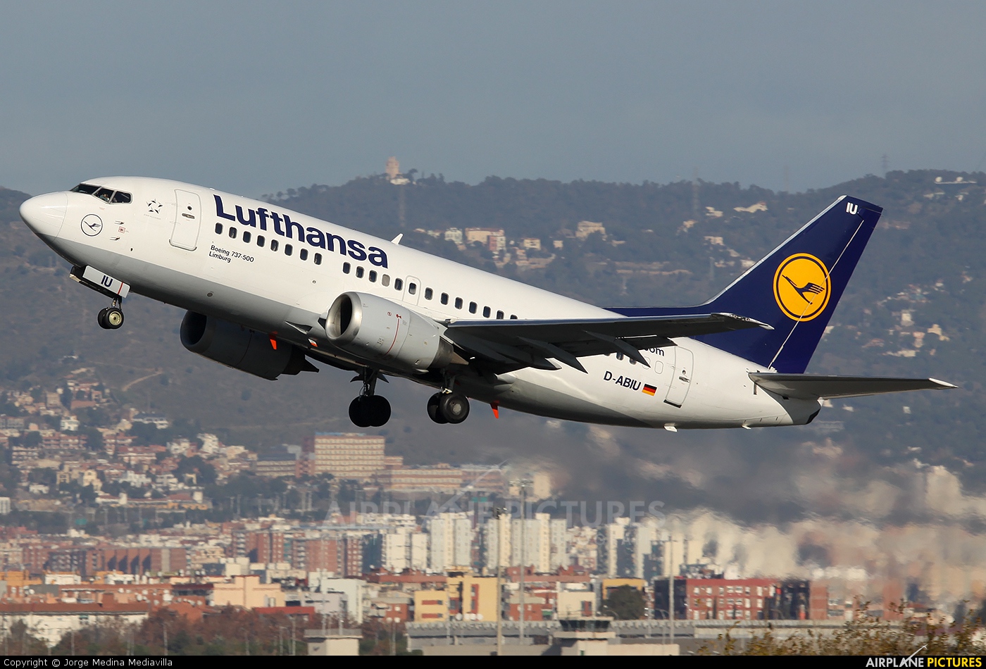 Lufthansa D-ABIU aircraft at Barcelona - El Prat