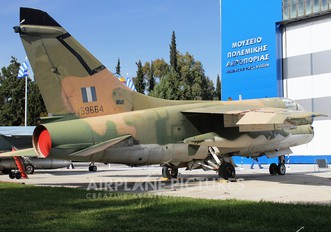 159664 - Greece - Hellenic Air Force LTV A-7E Corsair II