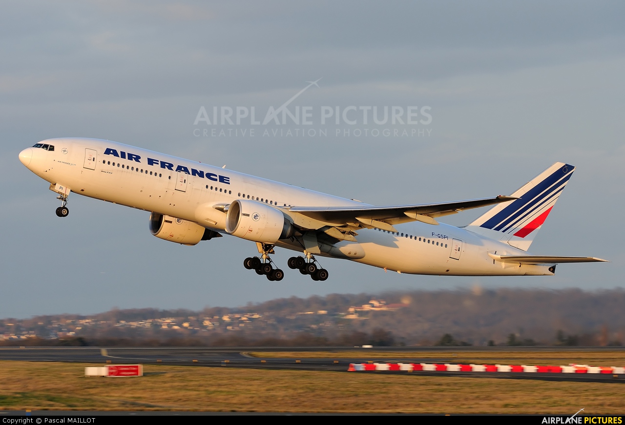 Air France F-GSPI aircraft at Paris - Charles de Gaulle