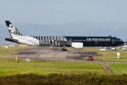 ZK-OKQ - Air New Zealand Boeing 777-300ER aircraft