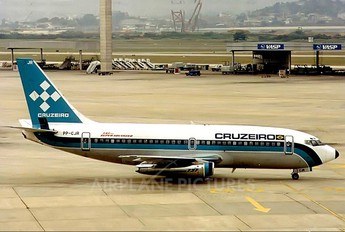 PP-CJR - Cruzeiro do Sul Boeing 737-200