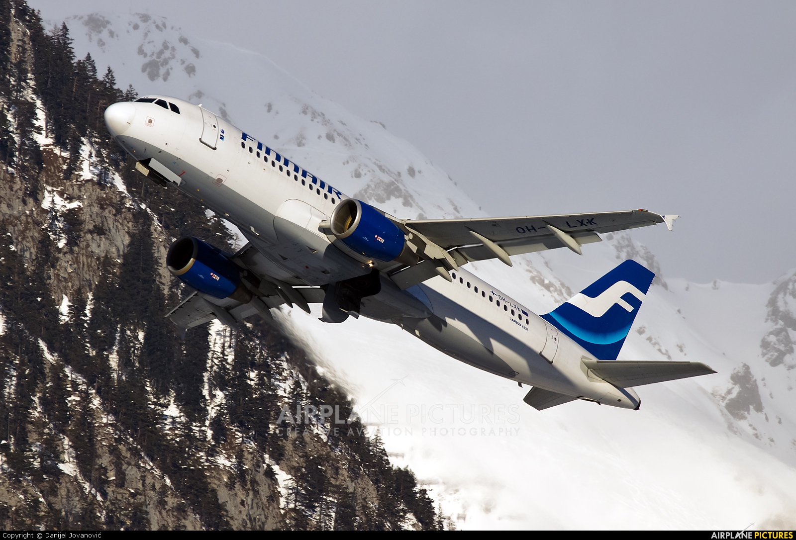 Finnair OH-LXK aircraft at Innsbruck