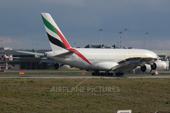 A6-EDC - Emirates Airlines Airbus A380