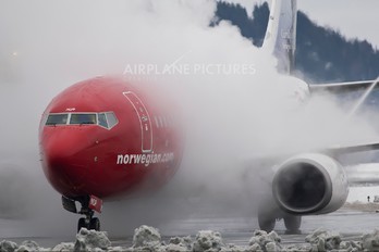 LN-NOP - Norwegian Air Shuttle Boeing 737-800