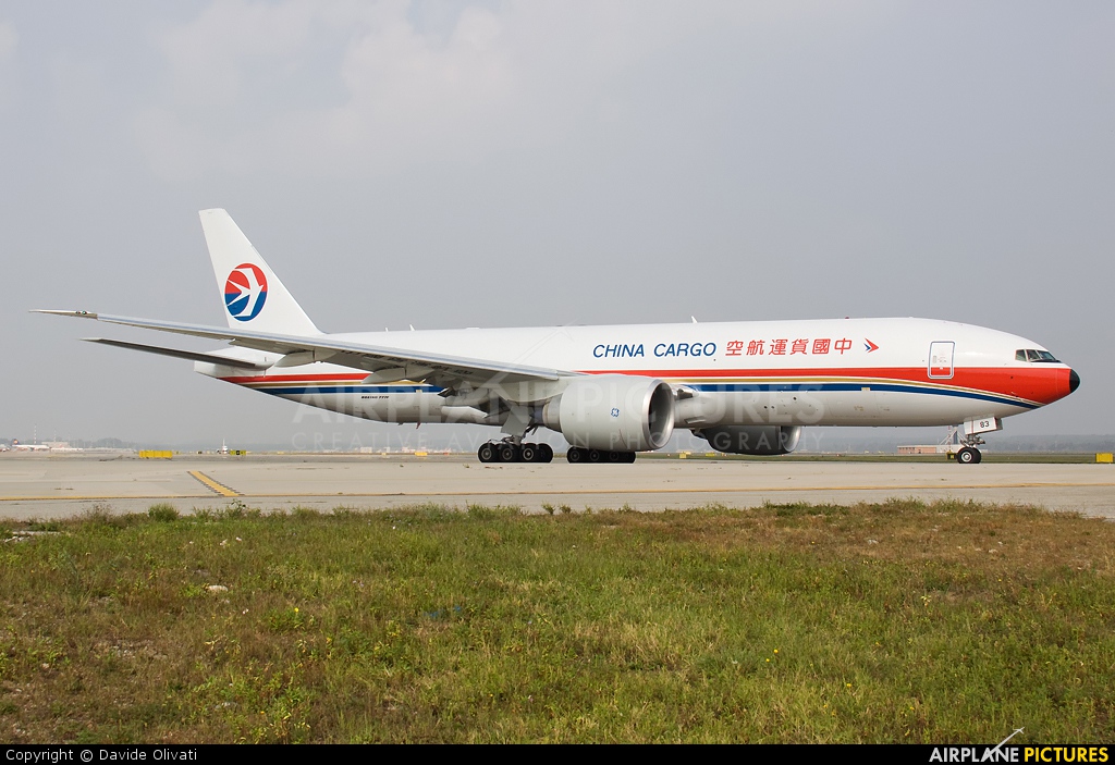 China Cargo B-2083 aircraft at Milan - Malpensa