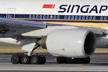 9V-SVL - Singapore Airlines Boeing 777-200ER