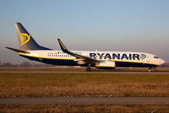 EI-EBK - Ryanair Boeing 737-800