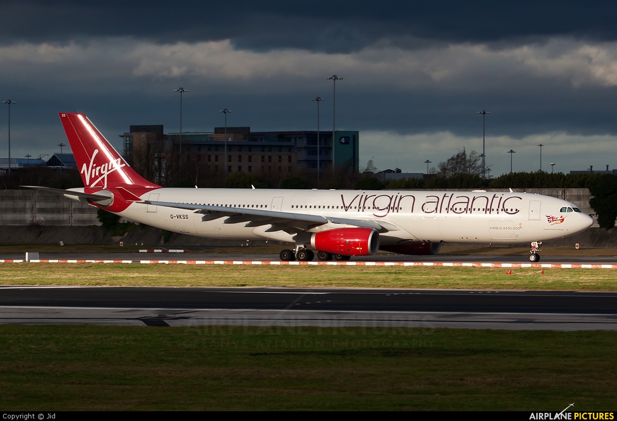 Virgin Atlantic G-VKSS aircraft at Manchester