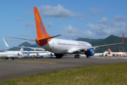 Sunwing Airlines C-FTJH image