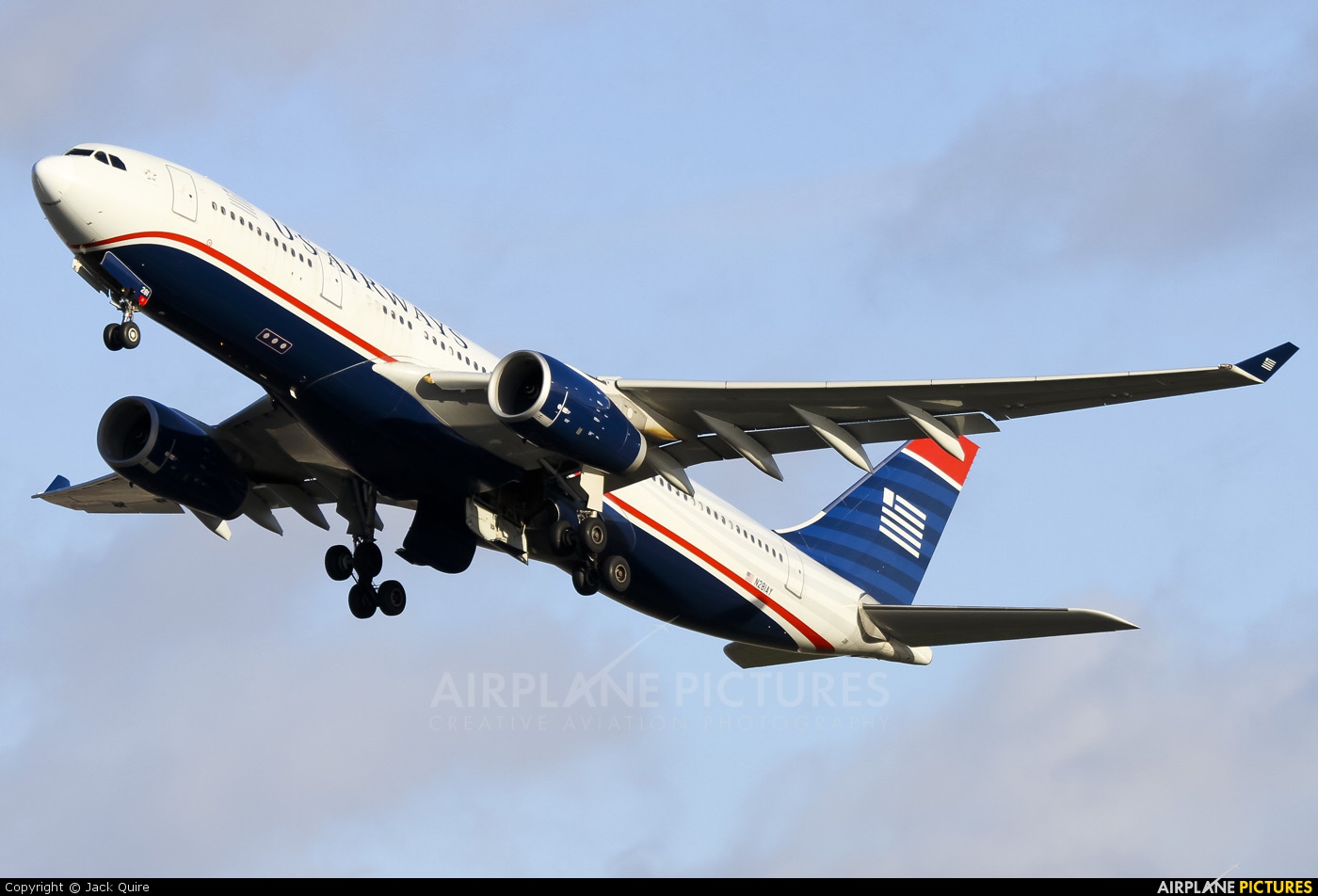 US Airways N281AY aircraft at London - Heathrow