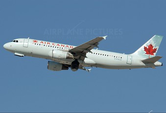 C-FXCD - Air Canada Airbus A320