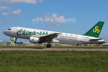 B-6852 - Spring Airlines Airbus A320
