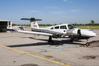 D-GJNS - FFH Flight Training Piper PA-44 Seminole