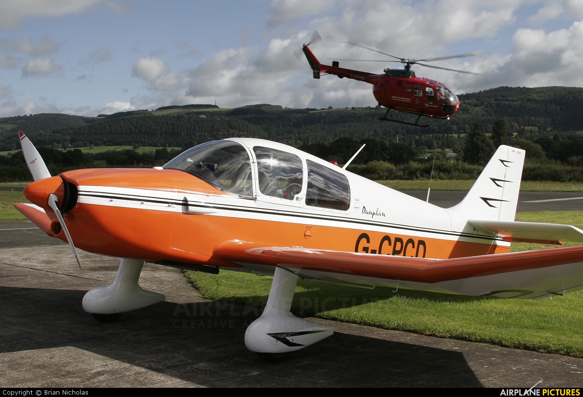 Private G-CPCD aircraft at Welshpool
