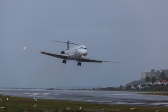 PJ-MDB - Insel Air McDonnell Douglas MD-82