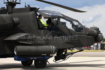 ZJ166 - British Army Westland Apache AH.1