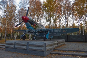 - - Russia - Air Force Yakovlev Yak-9