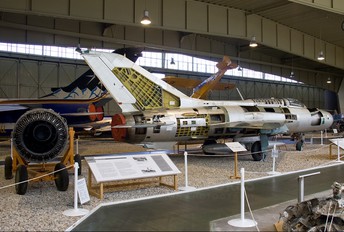 950 - Germany - Democratic Republic Air Force Mikoyan-Gurevich MiG-21PF