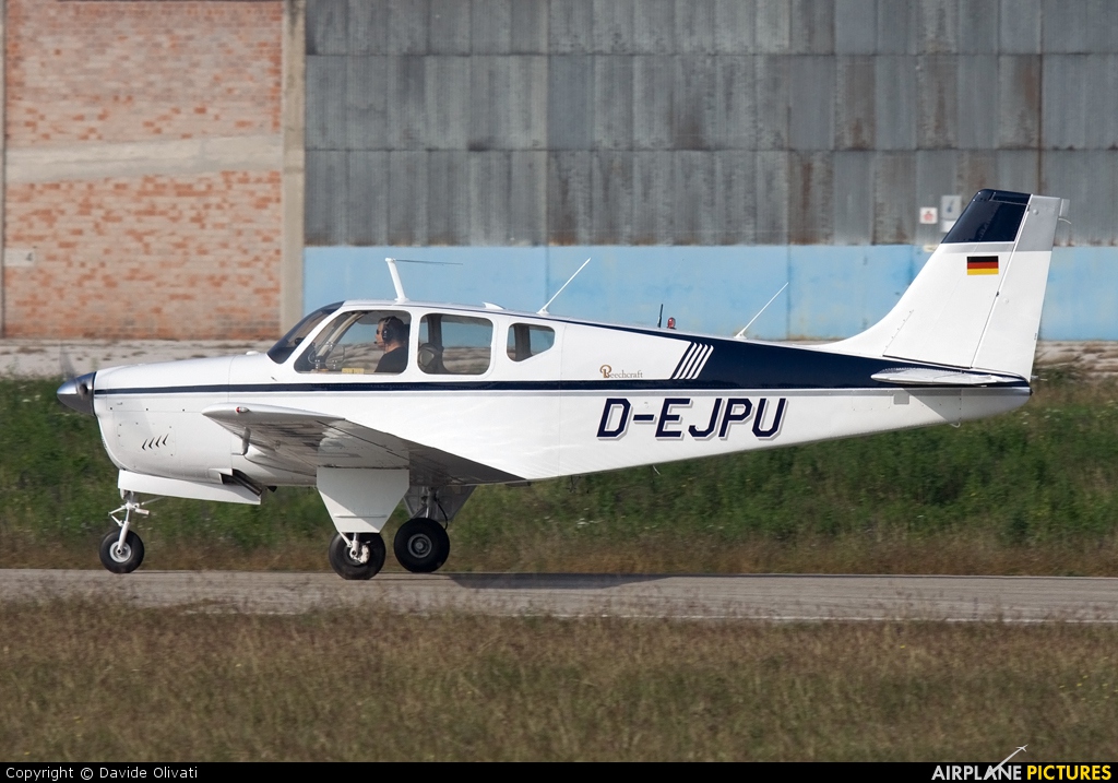 Private D-EJPU aircraft at Verona - Boscomantico