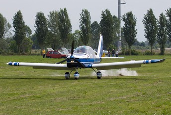 I-A450 - Private Evektor-Aerotechnik EV-97 Eurostar