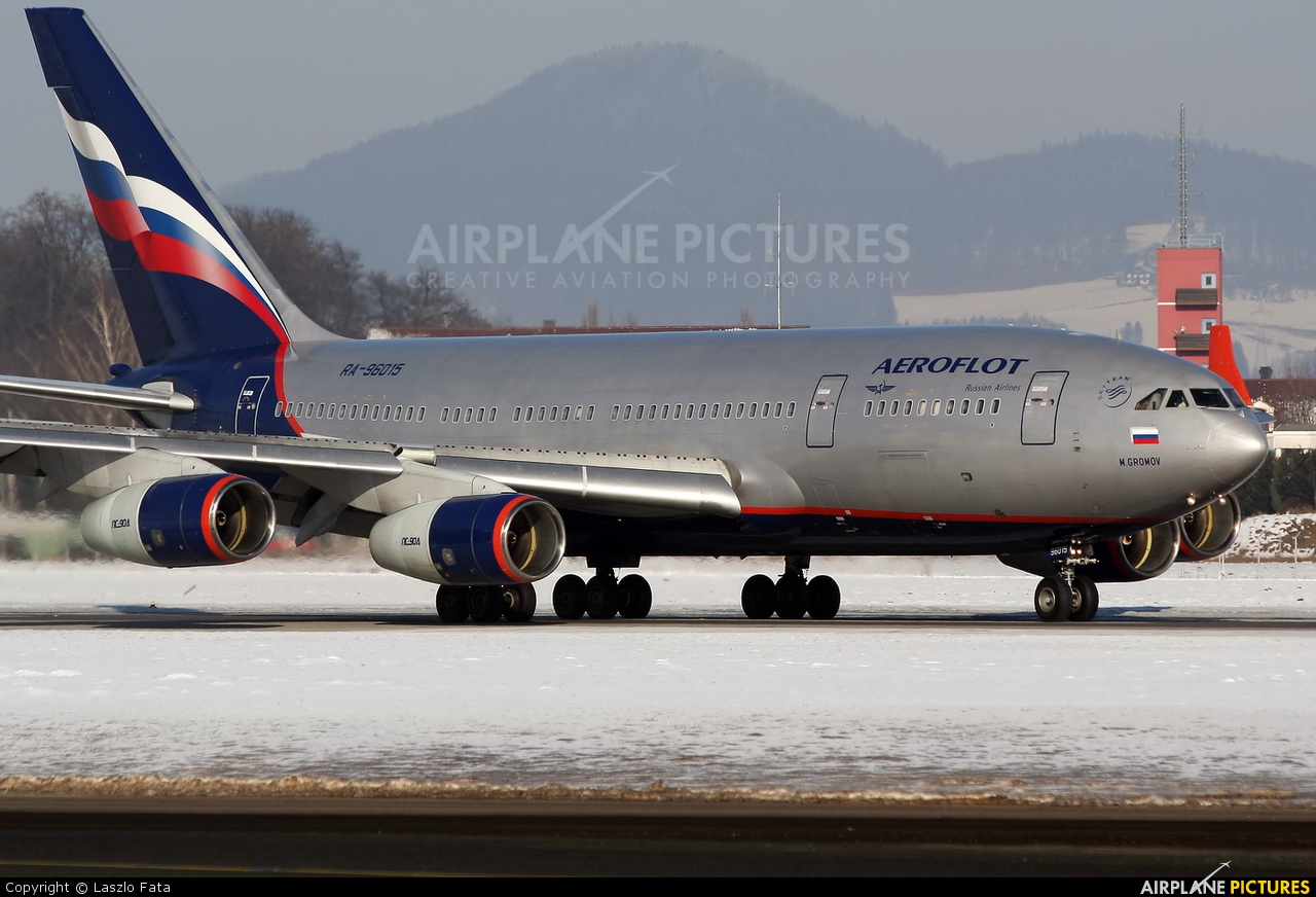 Aeroflot RA-96015 aircraft at Salzburg