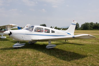 I-ALOO - Private Piper PA-28 Cherokee