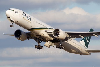AP-BID - PIA - Pakistan International Airlines Boeing 777-300ER