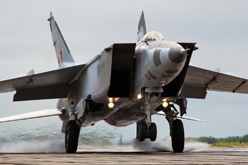 68 - Russia - Air Force Mikoyan-Gurevich MiG-25R (all models)