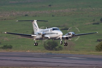 ZS-LAW - Private Beechcraft 200 King Air
