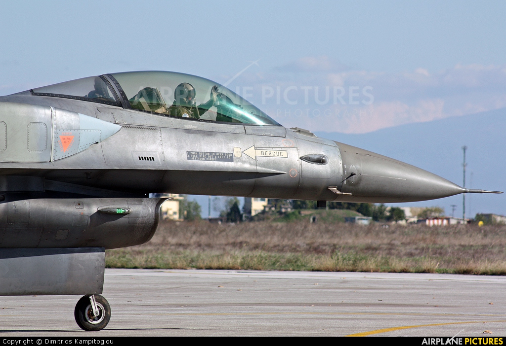 Greece - Hellenic Air Force 528 aircraft at Larissa