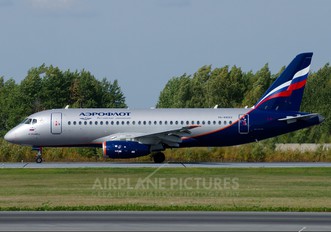 RA-89003 - Aeroflot Sukhoi Superjet 100