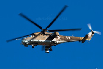 09 - Russia - Air Force Mil Mi-24P