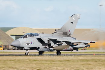 ZD746 - Royal Air Force Panavia Tornado GR.4 / 4A