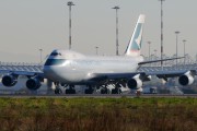 First visit of a B74F Cathay Pacific Cargo to Rome title=