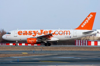 G-EZDJ - easyJet Airbus A319