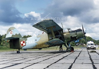 7445 - Poland - Air Force Antonov An-2