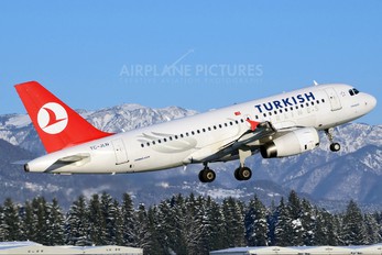 TC-JLN - Turkish Airlines Airbus A319