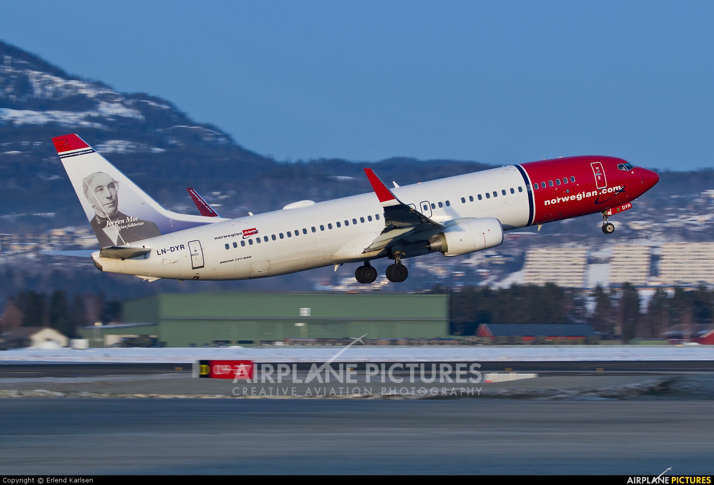 Norwegian Air Shuttle LN-DYR aircraft at Trondheim - Vaernes
