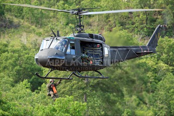 8698 - Brazil - Air Force Bell UH-1H H-1H Iroquois