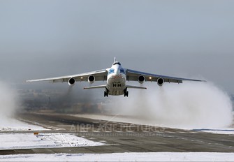 RA-82045 - Volga Dnepr Airlines Antonov An-124