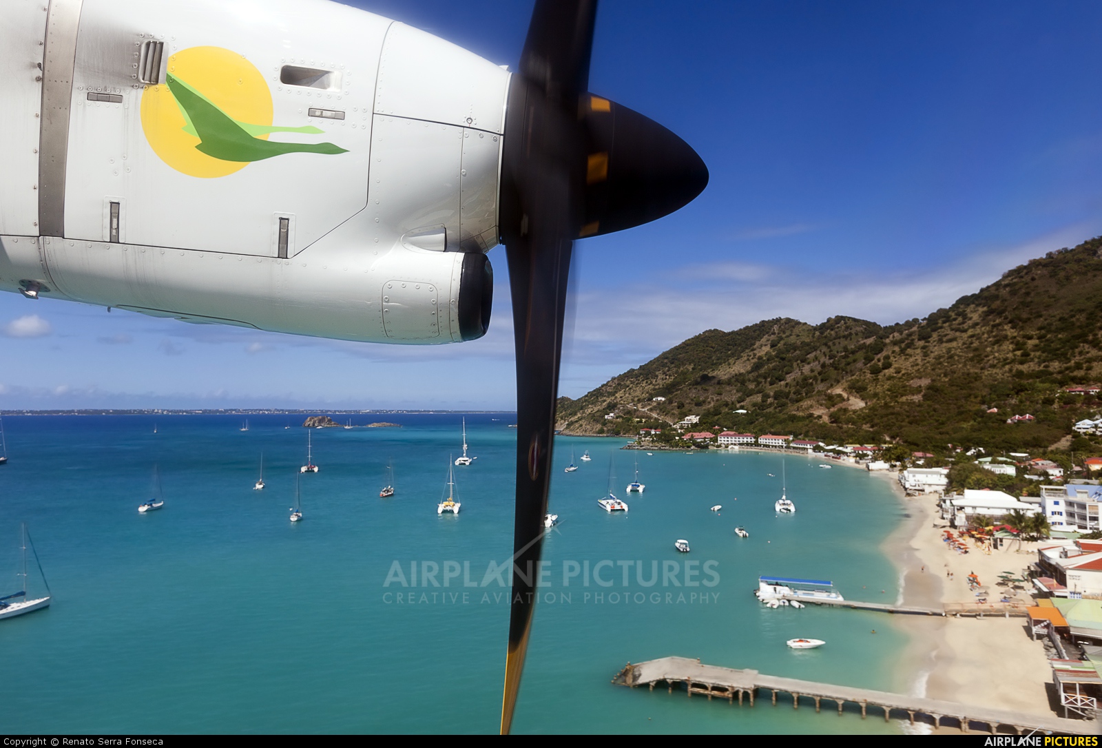 Air Antilles Express F-OIXH aircraft at Saint Martin - L