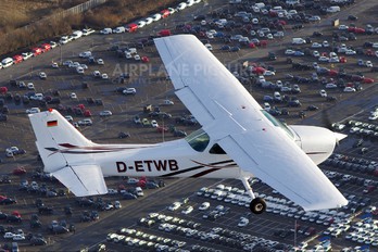 D-ETWB - Sportfluggruppe Nordholz/Cuxhaven Cessna 172 Skyhawk (all models except RG)
